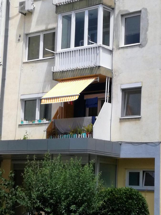 Two Bedroom Apartment Near Centre 奥赫里德 外观 照片