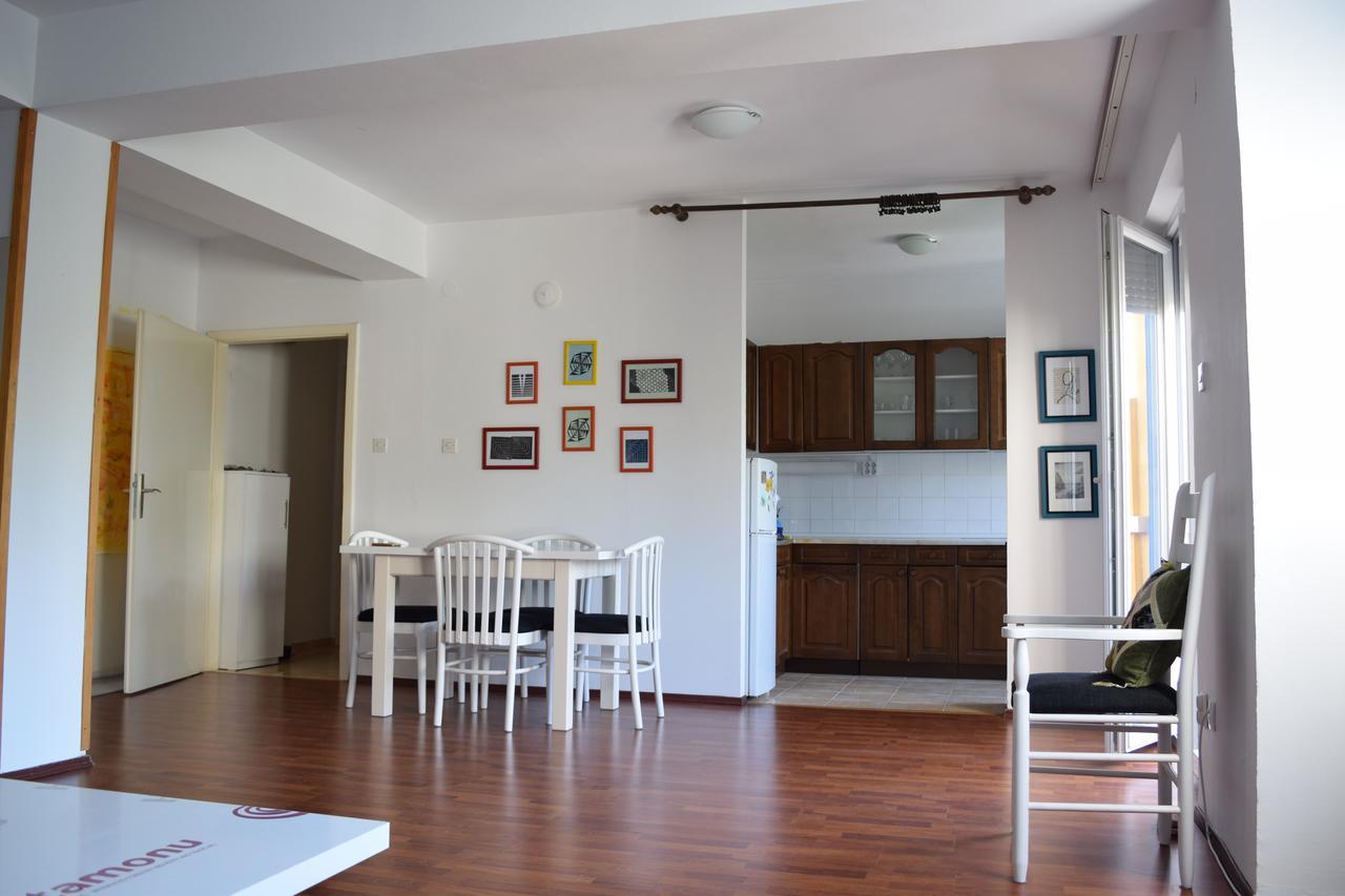 Two Bedroom Apartment Near Centre 奥赫里德 外观 照片