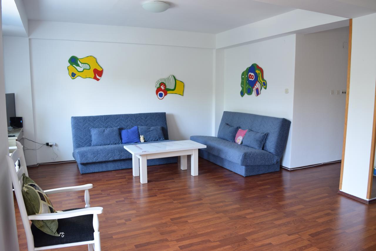 Two Bedroom Apartment Near Centre 奥赫里德 外观 照片